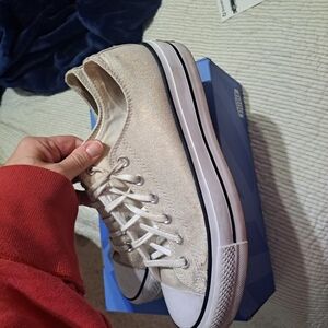 Converse Platform- Womens Size 10